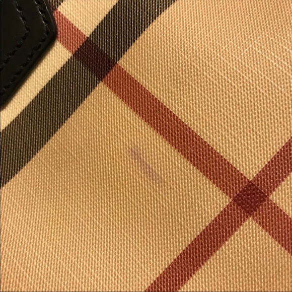 Burberry Classic Nova Check Uesd - Picture 7 of 16